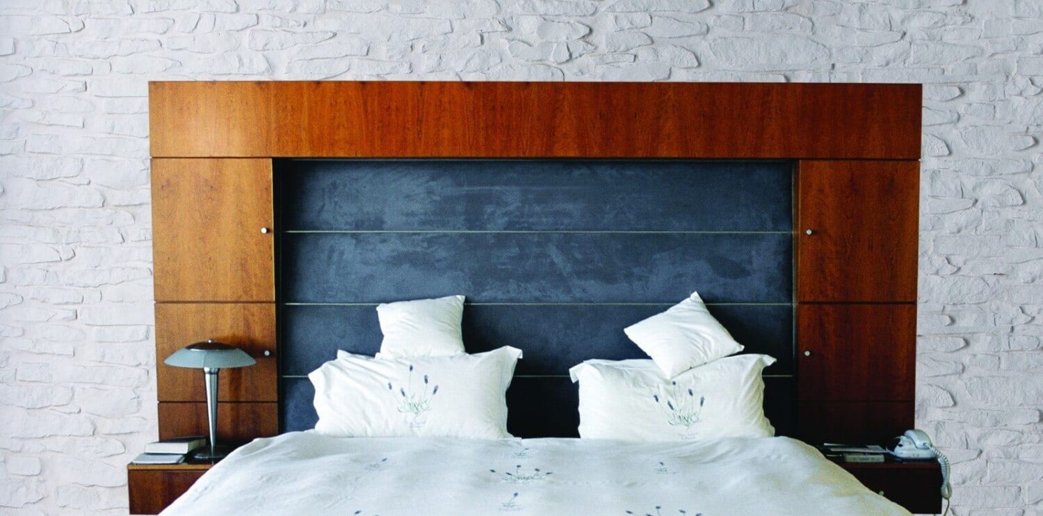 bedroom classic white 3m wall panel - muros