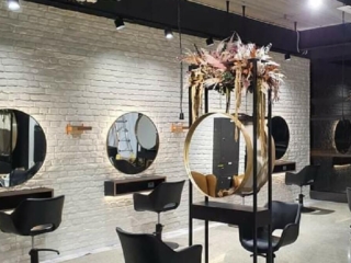 Commercial Services White Loft Brick Hair Salon