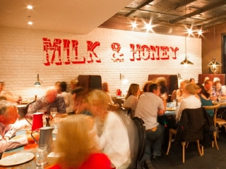 Commercial Hospitality Public Kitchen Restaurant Queenstown