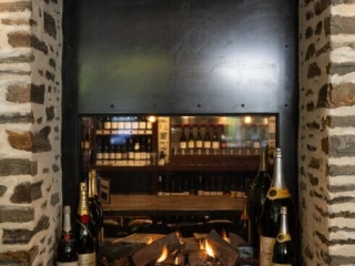 Resienttial-Walnut Wooden Beams-Wine Cellar Resienttial Walnut Wooden Beams Wine Cellar
